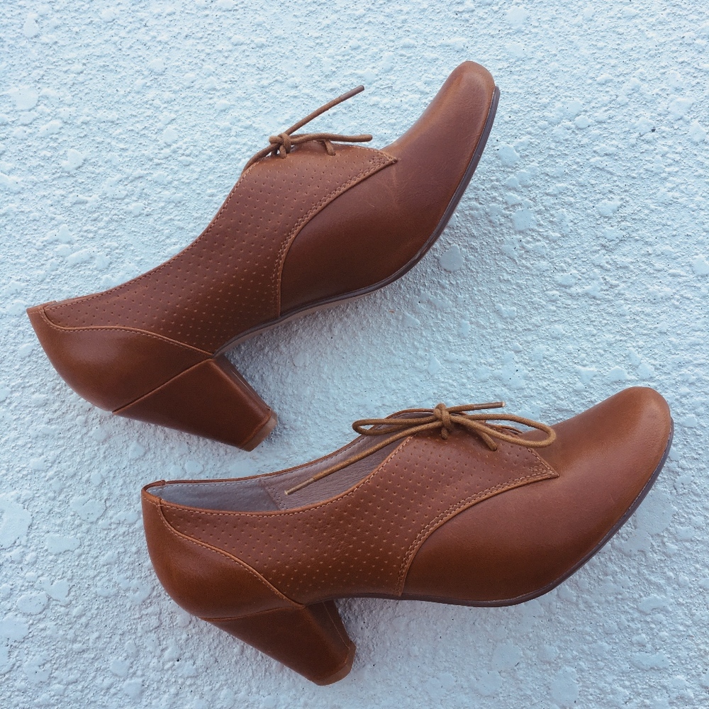 Chelsea crew Matis oxford pump